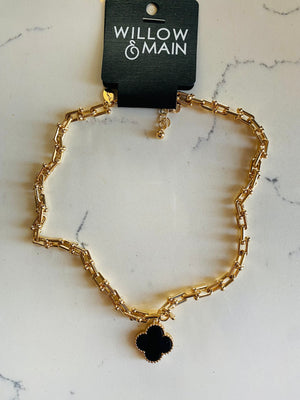 Gold Pendant Necklace