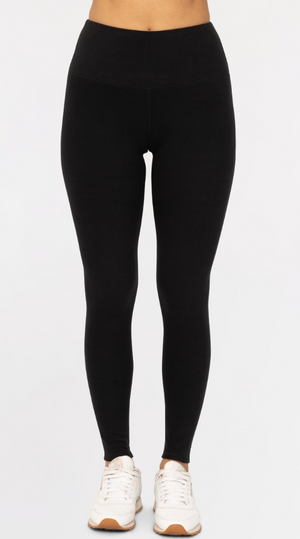 Essential Mid-Waist Leggings